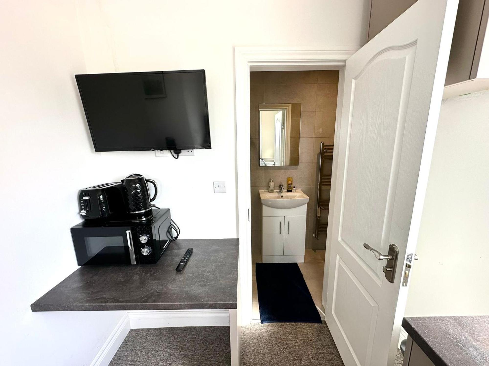 Unique Modern, Private Apartment,15 Mins To Central London Hendon Ngoại thất bức ảnh